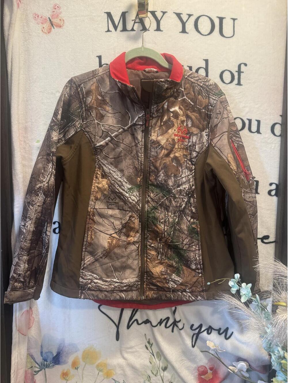Realtree Xtra Camo Print Full-Zip Softshell Hunting Jacket  Size L (42/44)